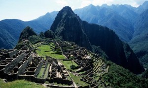 Machu-Picchu-helicopter-b-006