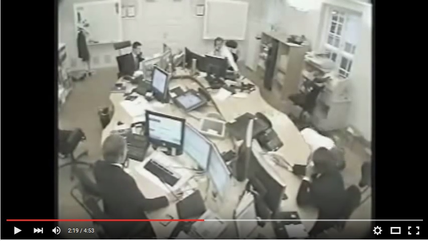 Iată cum reacționează oamenii când cedează psihic